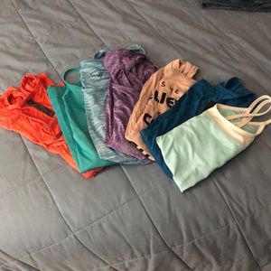 Bundle of 7 workout tank tops!